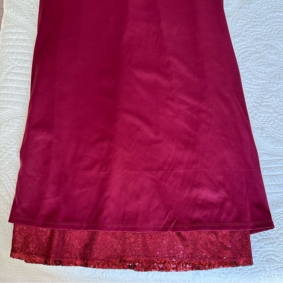 Marina Stylish floor length evening gown.Size 10. - Picture 13 of 16